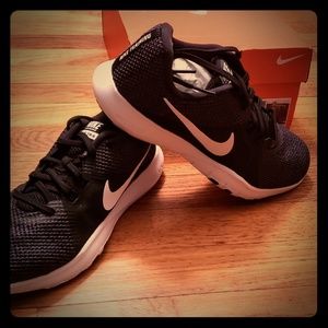 Nike Flex Trainer 8
